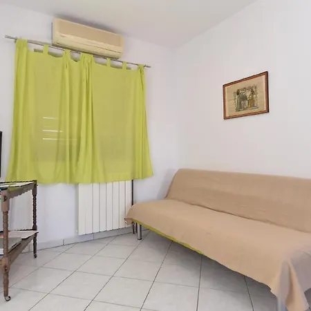 Fuer 4 Personen Ca 50 Qm In Pula, Istrien Istrische Riviera Apartment *